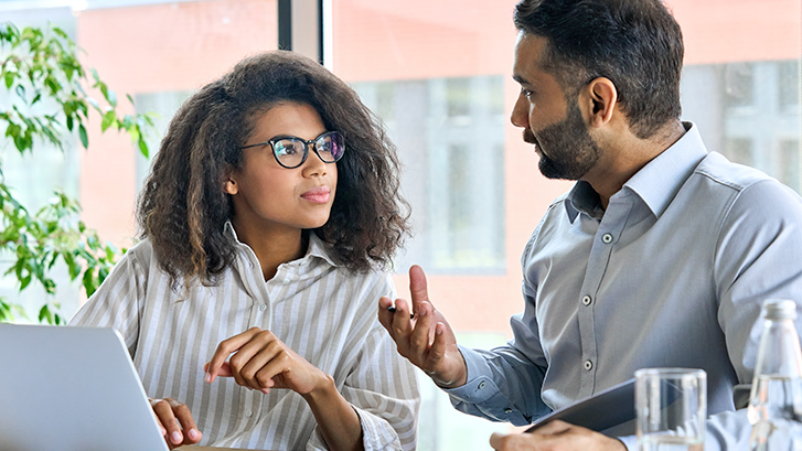 Advisor assisting student